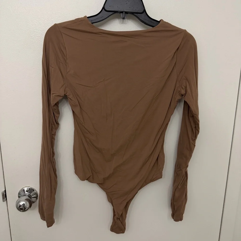 Pumiey Size L Tan Long Sleeve Bodysuit - Picture 4 of 4